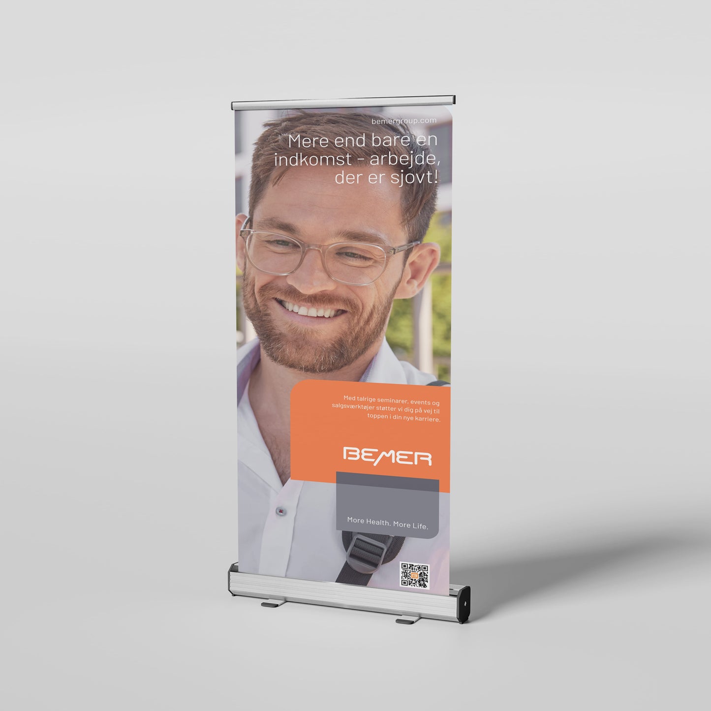 BUSINESS // Mehr als nur ein Einkommen Roll Up - Daten-Download